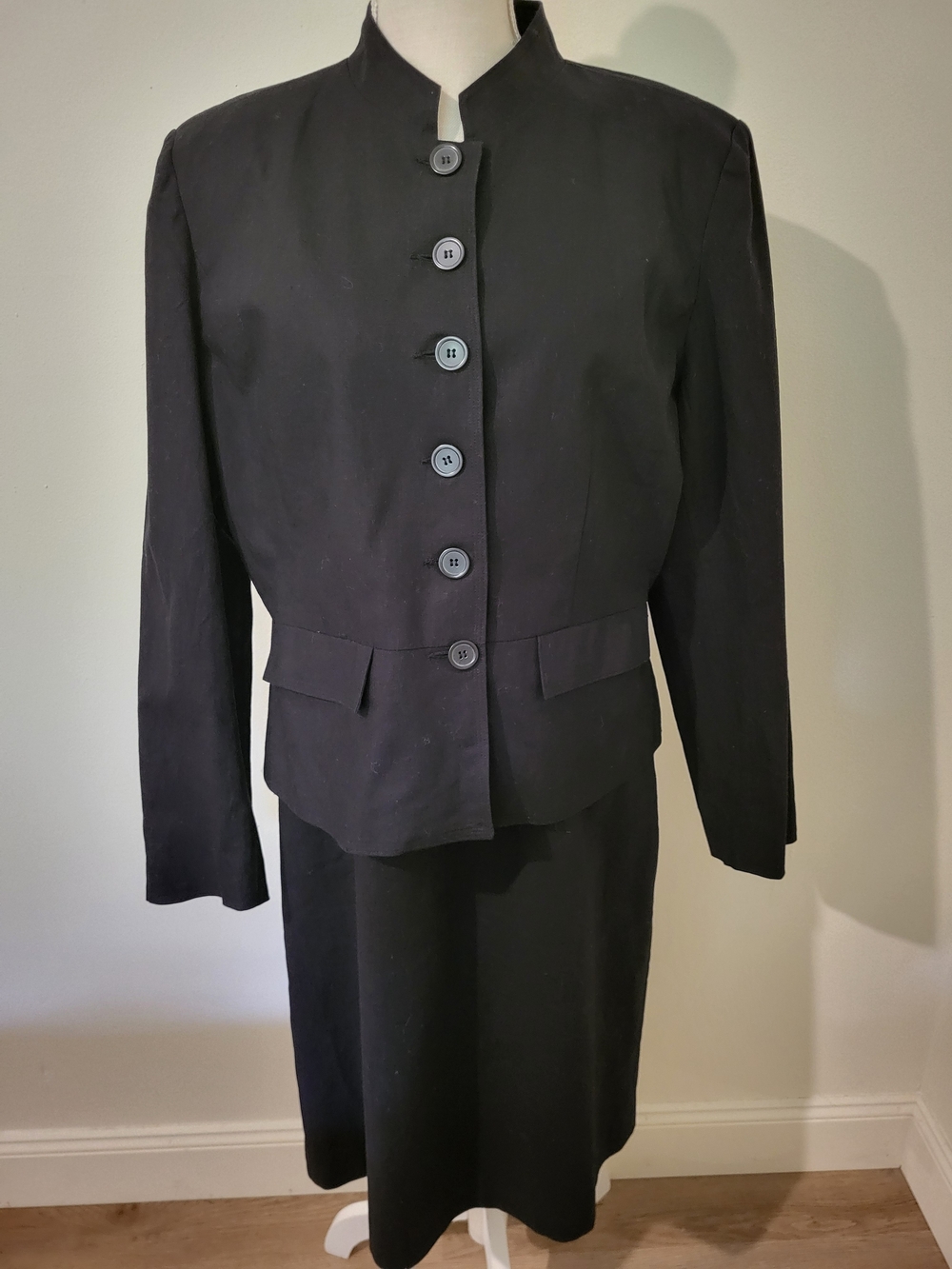 NWOT Women's Black Mandarin Collar Blazer And Sleeveless Dress Set Linen Blend